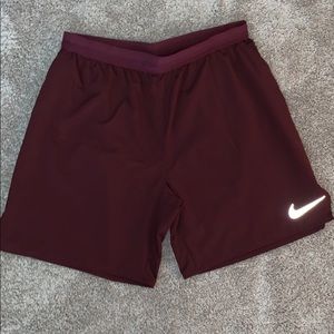 🔥Nike running shorts 8” Inseam Sz L🔥